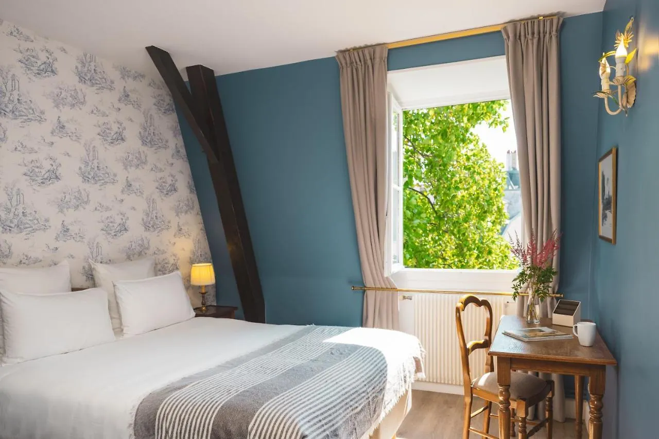Des Grandes Ecoles Отель 3*