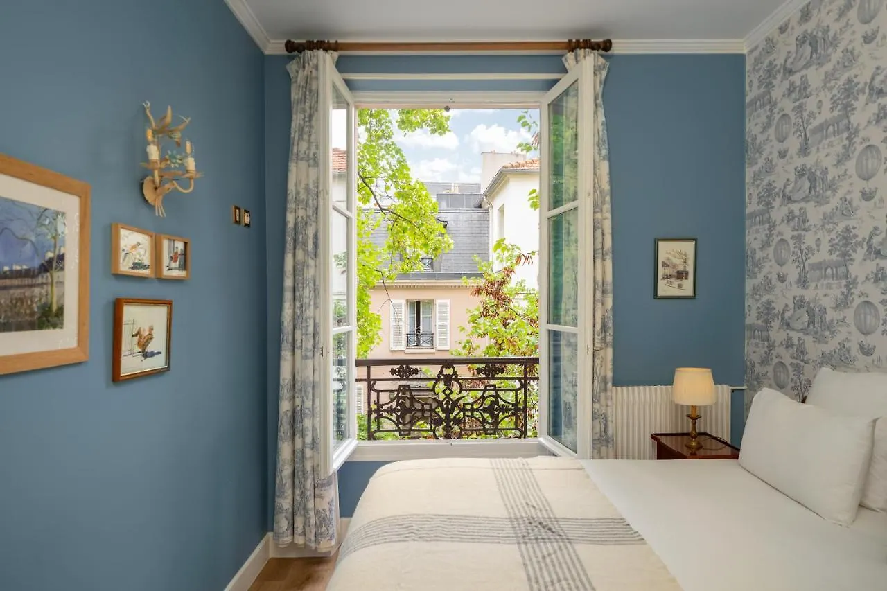 Des Grandes Ecoles Отель 3*